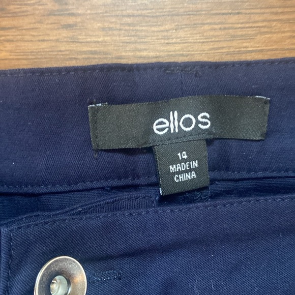 Ellos women’s shorts - Picture 2 of 6